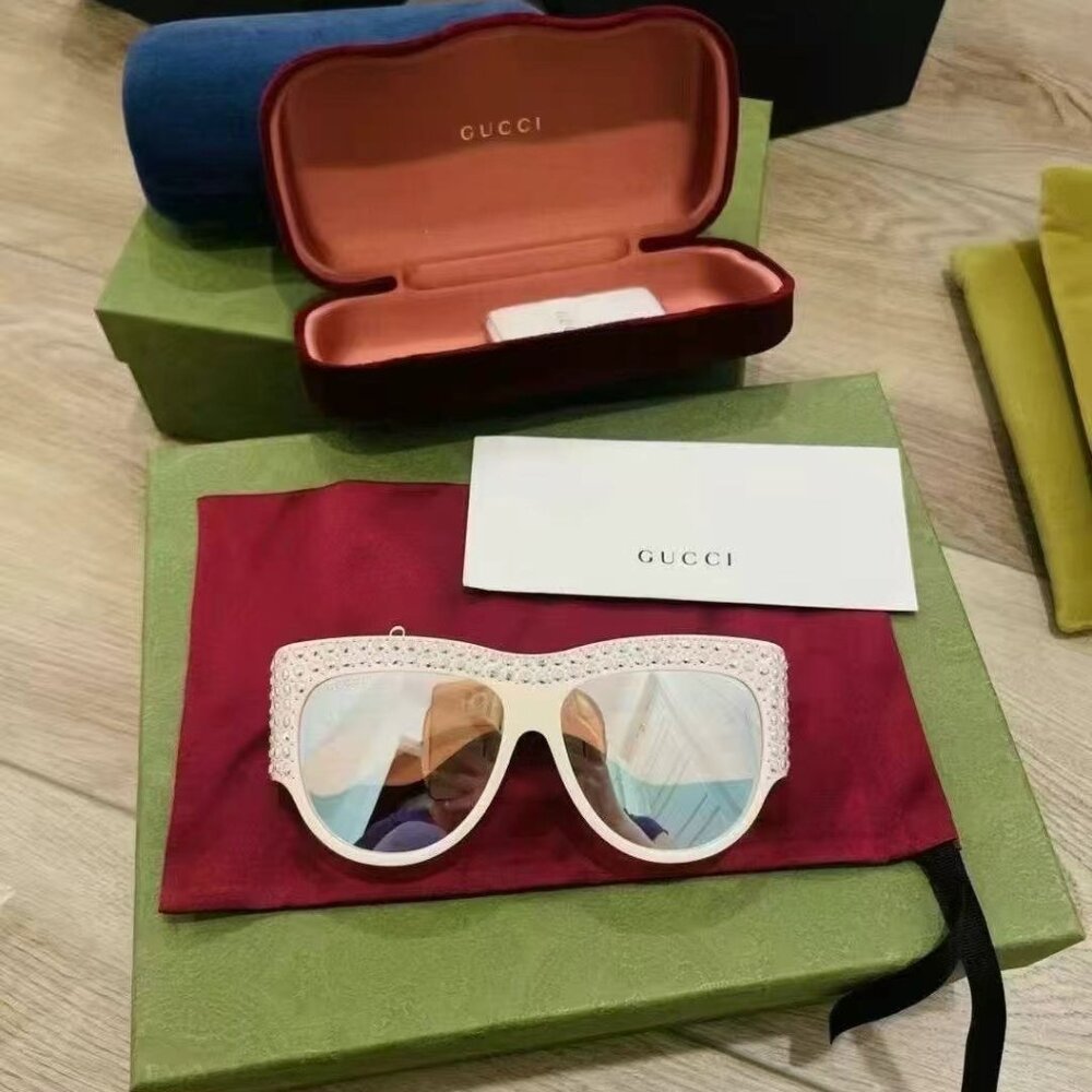 NIB Authentic Gucci  Acetate Crystal Oversize Hollywood Forever Sunglasses - Picture 2 of 6